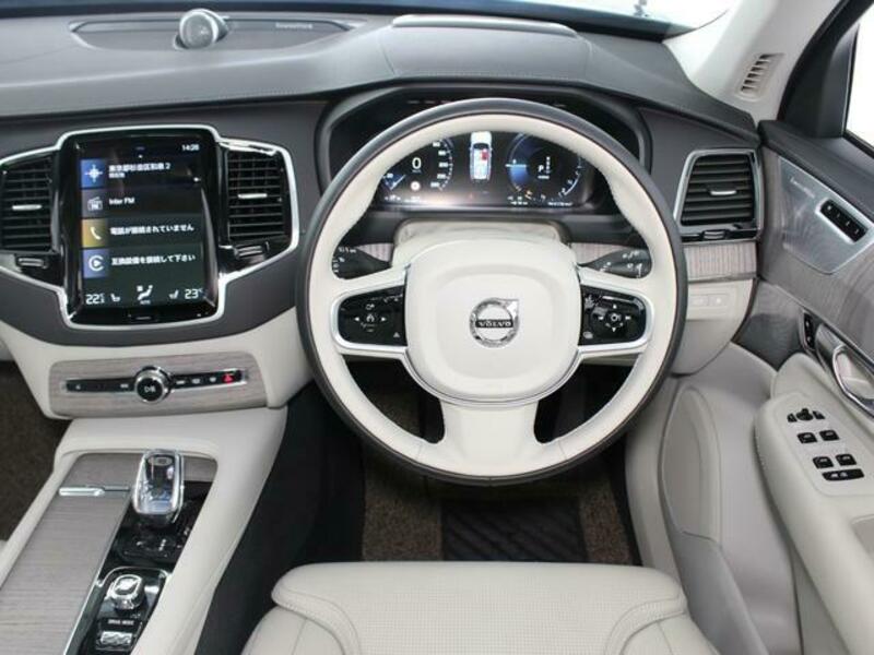 XC90