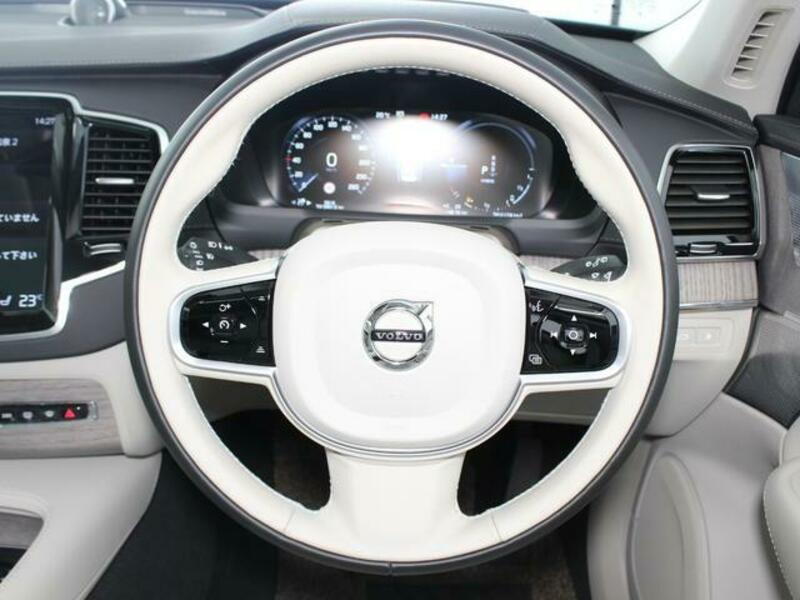 XC90