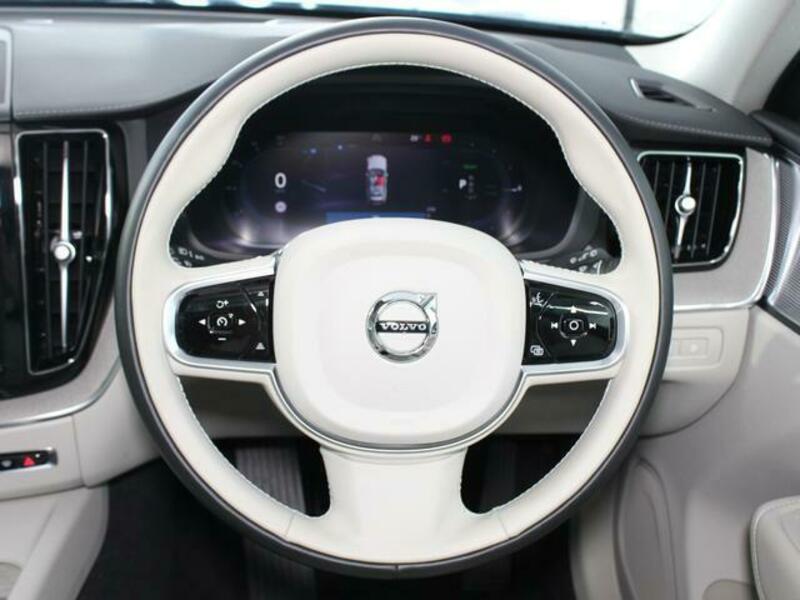 XC60
