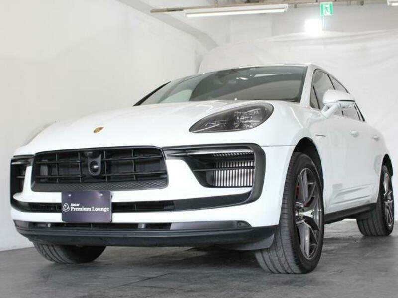 MACAN