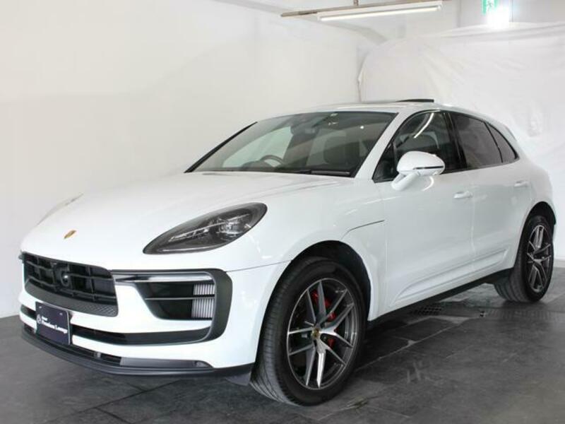MACAN