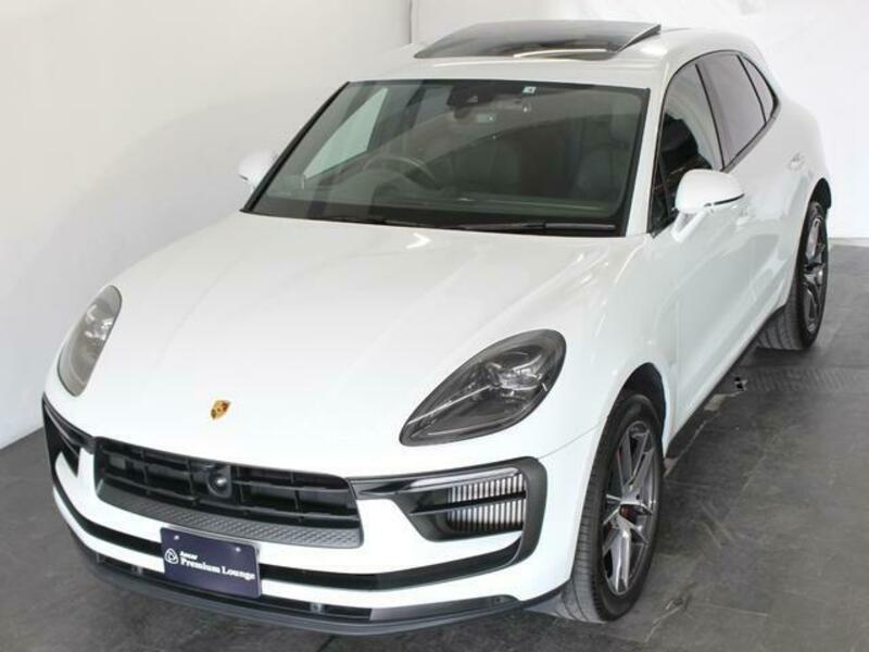 MACAN