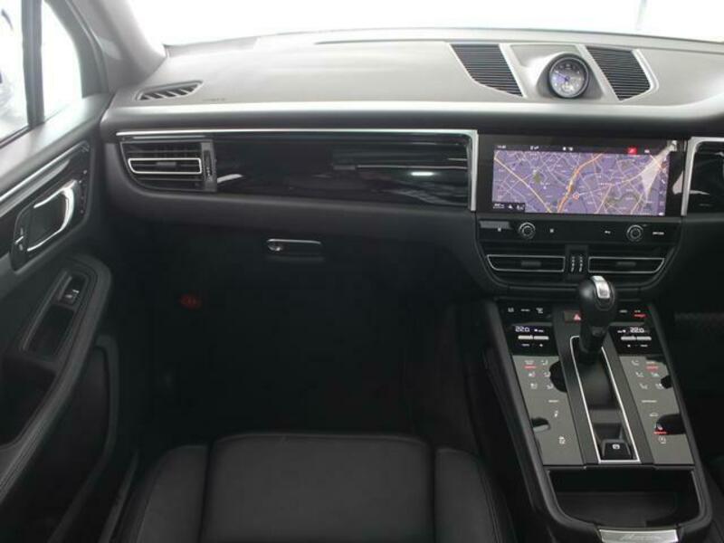 MACAN