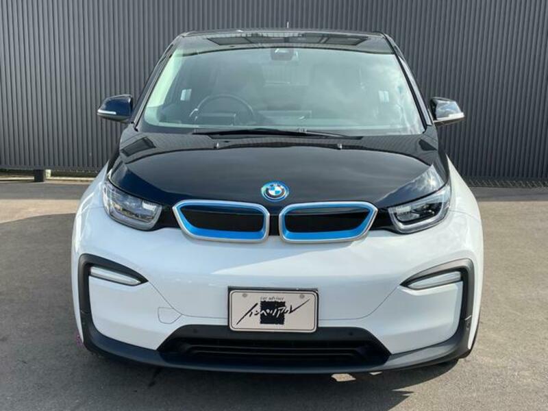 i3