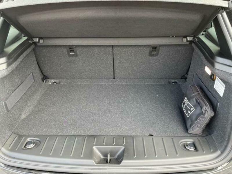 i3