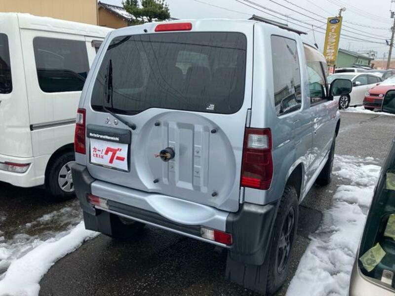 PAJERO MINI