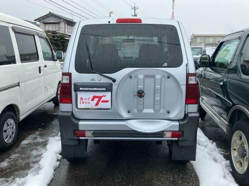 PAJERO MINI