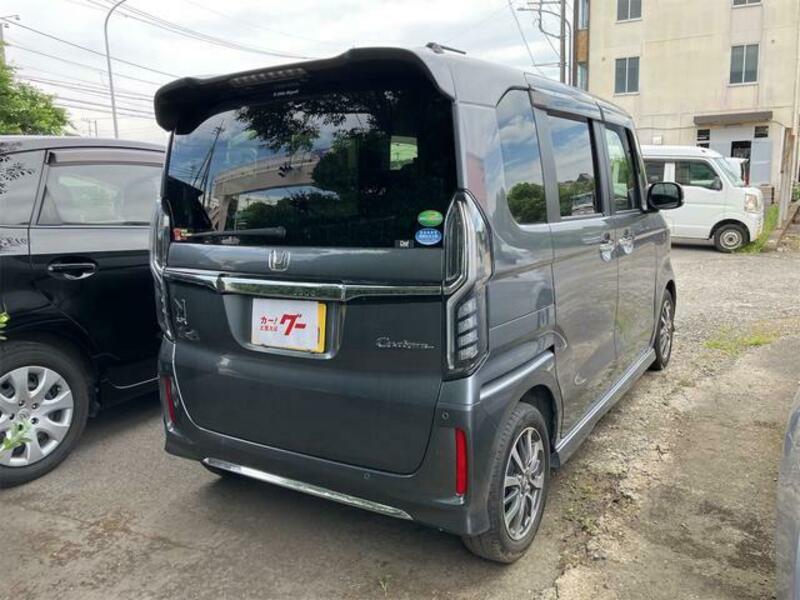N BOX CUSTOM