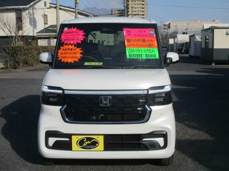 N BOX CUSTOM