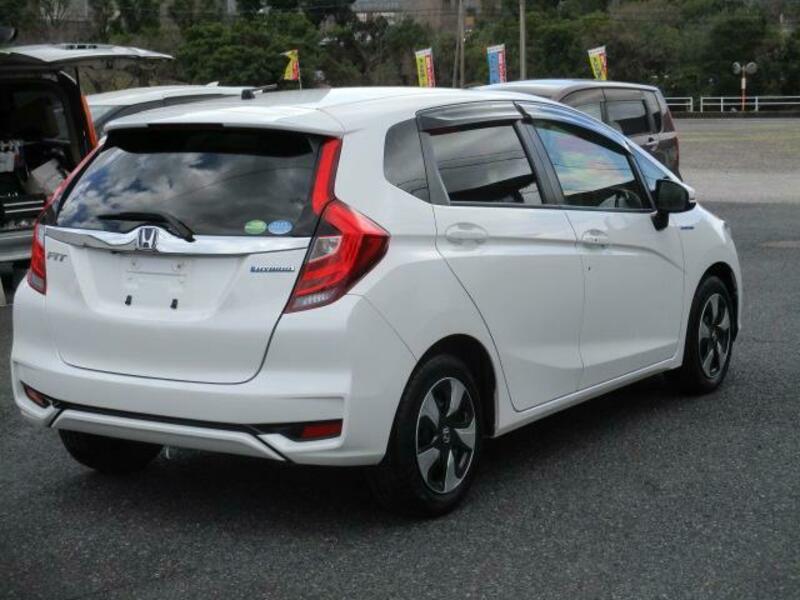 FIT HYBRID