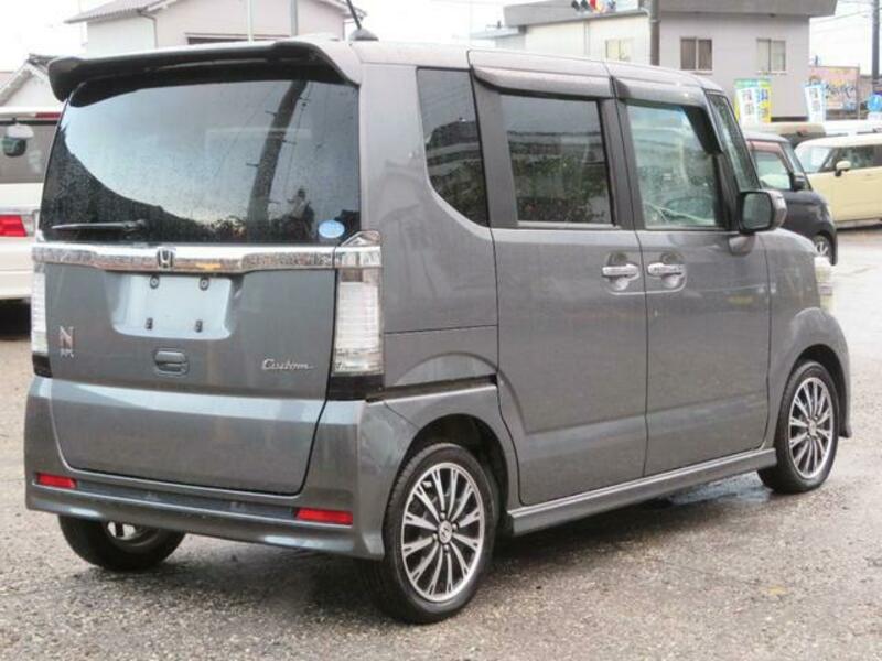 N BOX CUSTOM