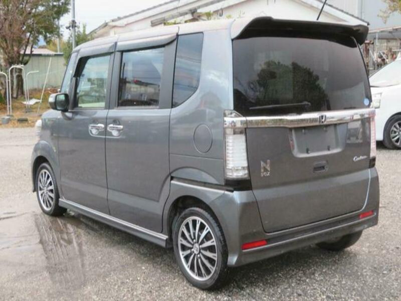 N BOX CUSTOM