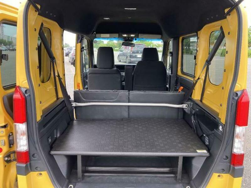 N-VAN