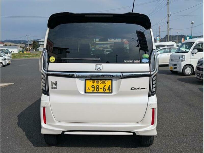N BOX CUSTOM