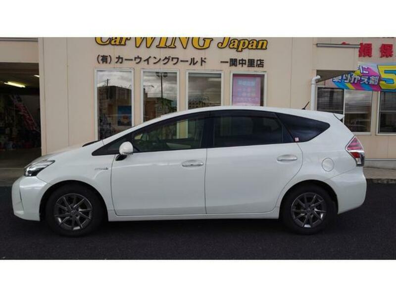 PRIUS ALPHA