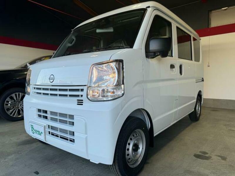 NISSAN CLIPPER VAN