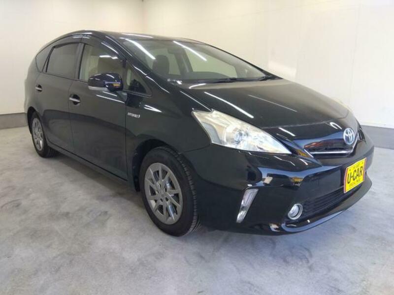 PRIUS ALPHA