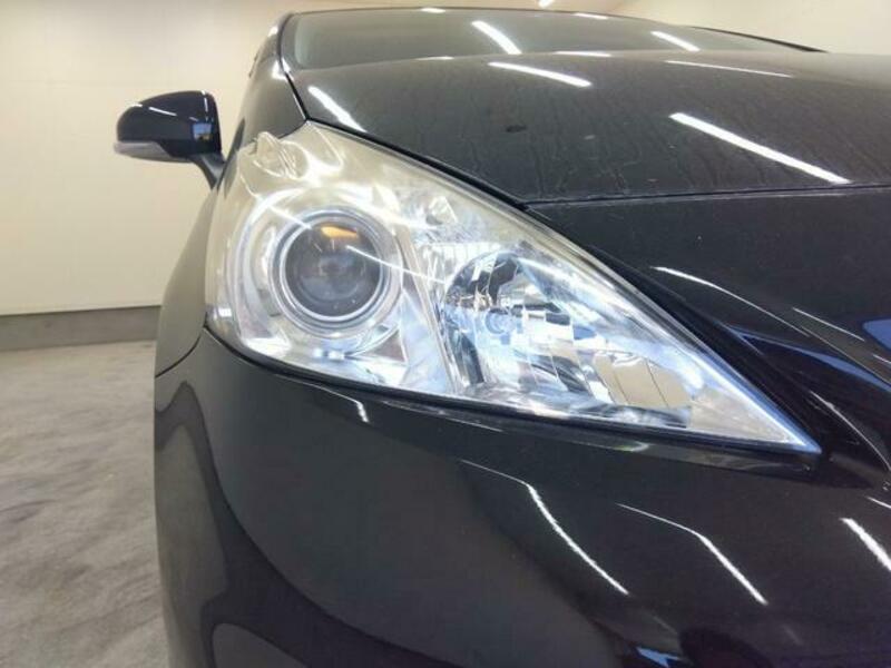PRIUS ALPHA