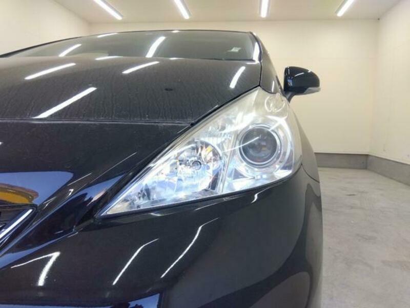 PRIUS ALPHA