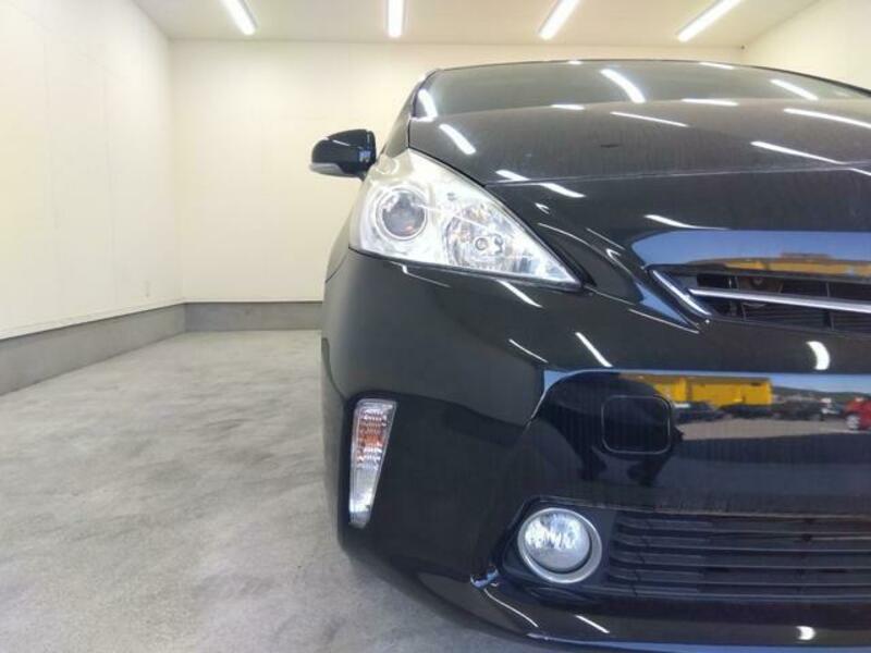 PRIUS ALPHA