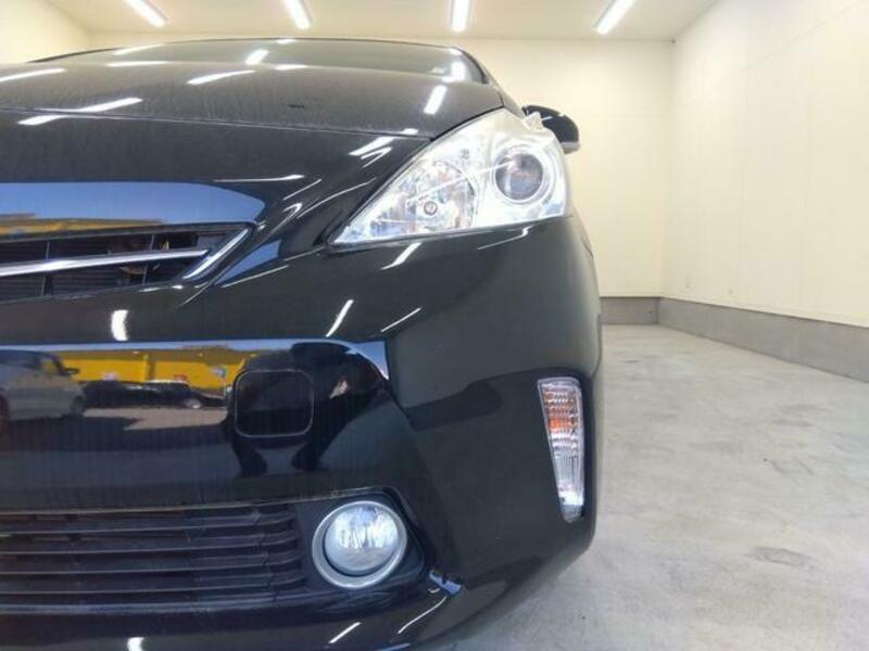 PRIUS ALPHA