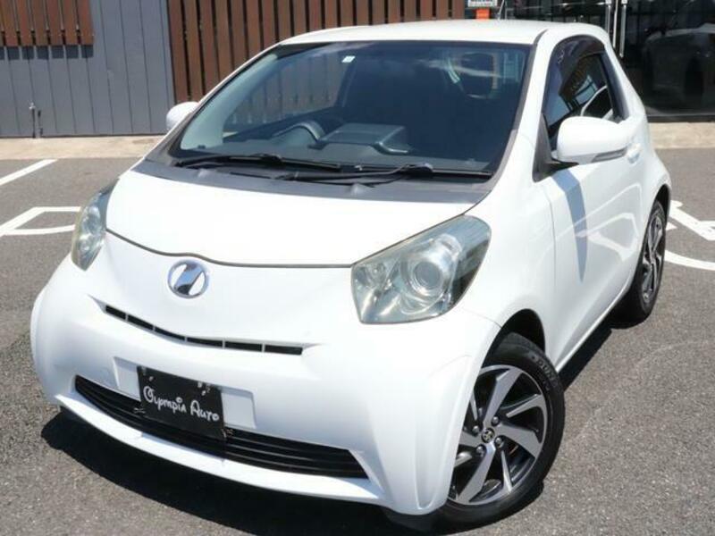 TOYOTA IQ