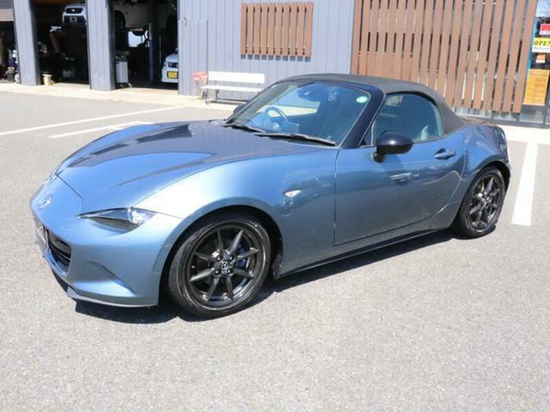 ROADSTER