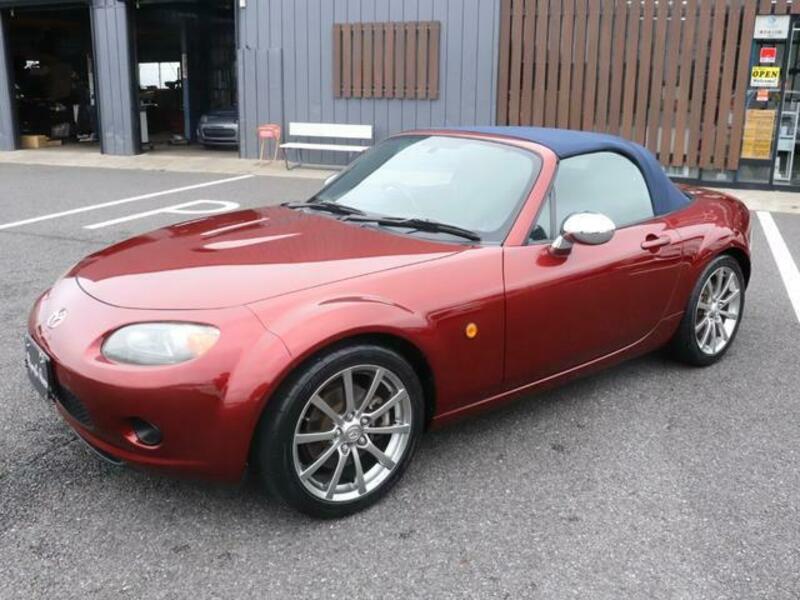 ROADSTER