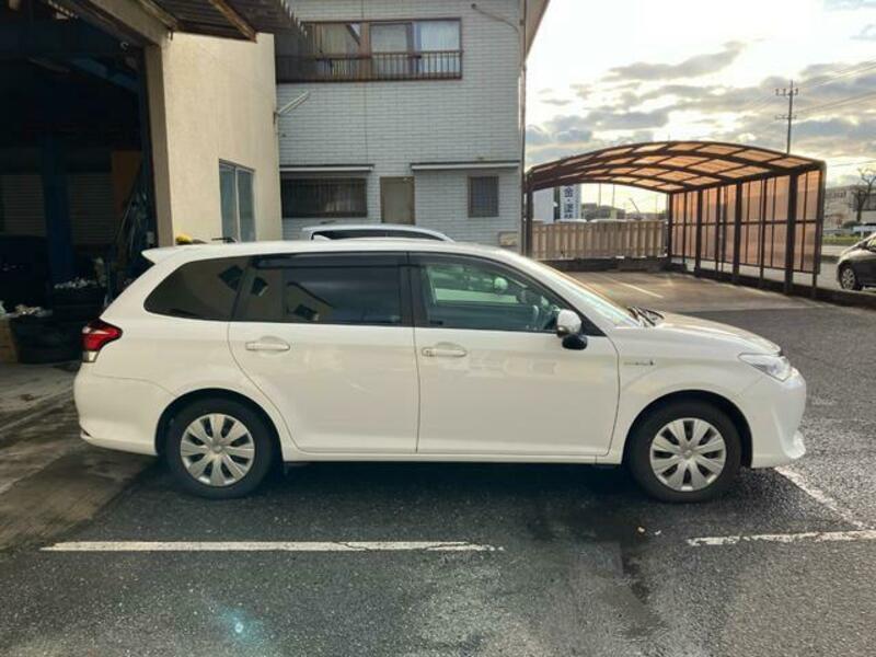 COROLLA FIELDER
