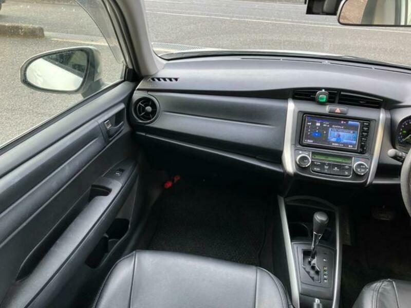 COROLLA FIELDER