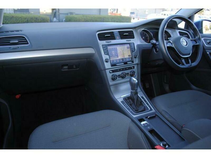 GOLF VARIANT