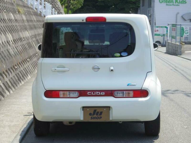 CUBE