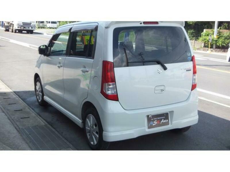 WAGON R