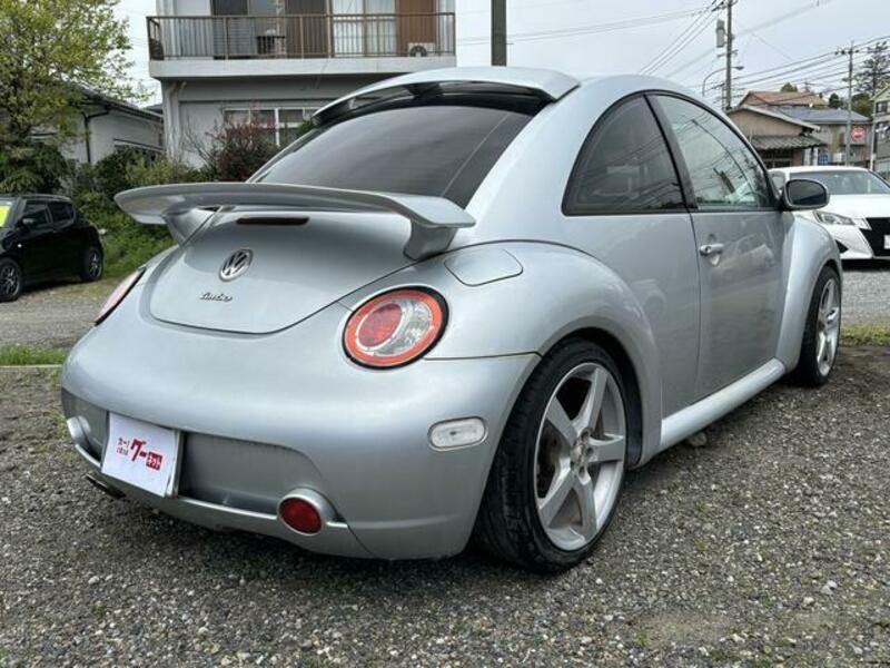 NEW BEETLE