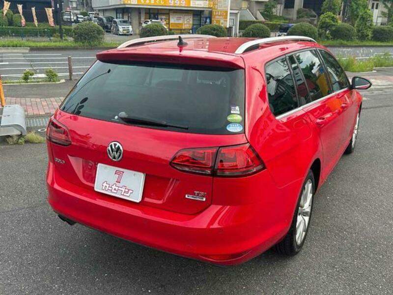 GOLF VARIANT