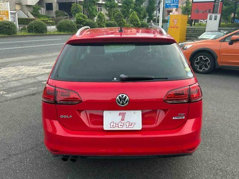 GOLF VARIANT