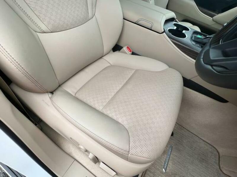 LAND CRUISER