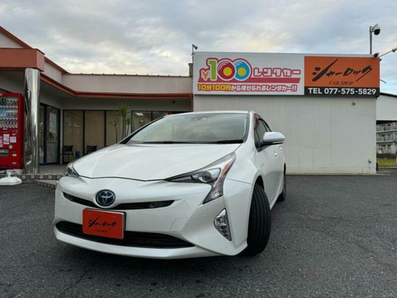 TOYOTA PRIUS