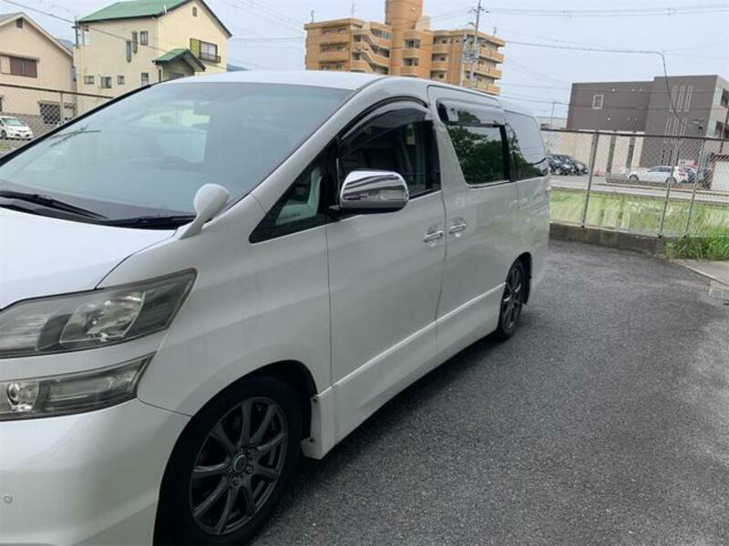 VELLFIRE