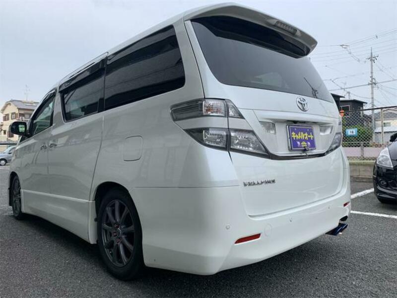 VELLFIRE