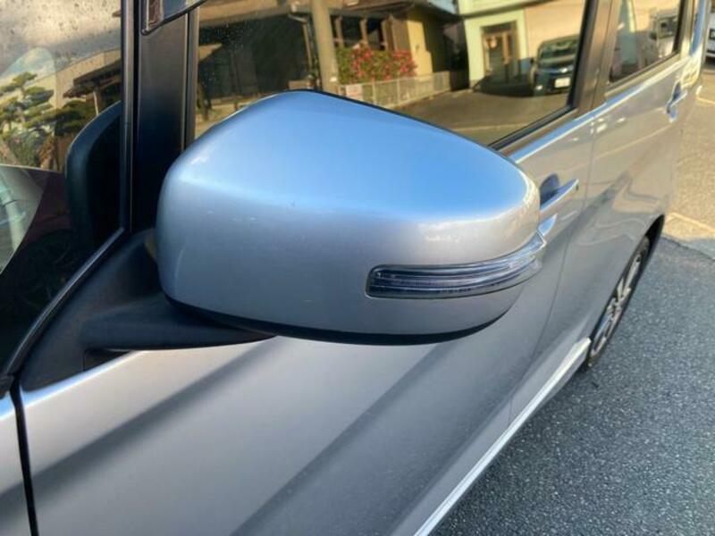 EK CUSTOM