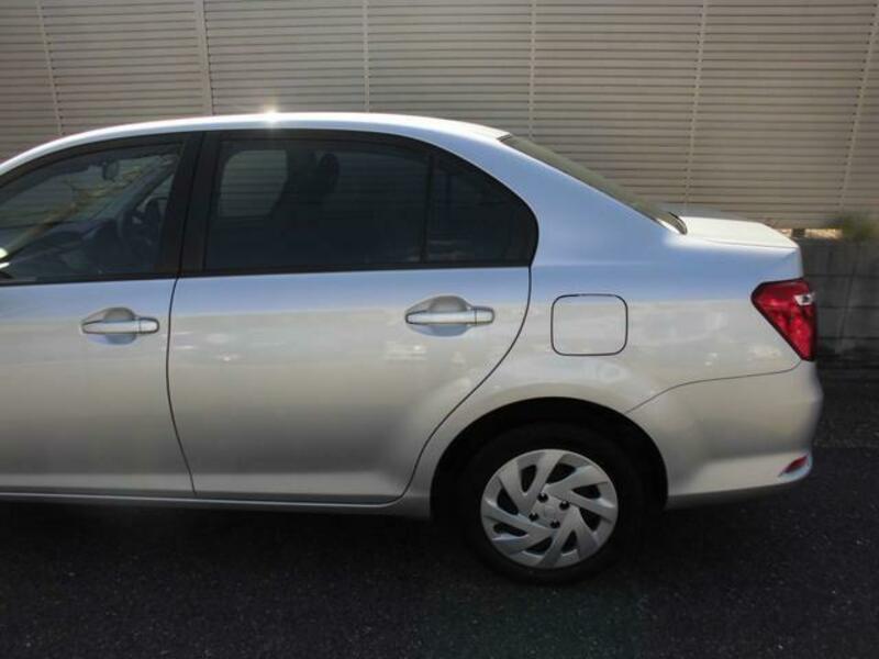 COROLLA AXIO