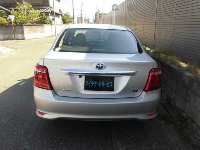 COROLLA AXIO
