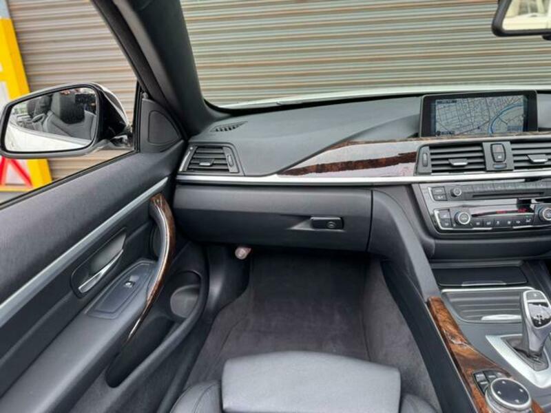 4 SERIES