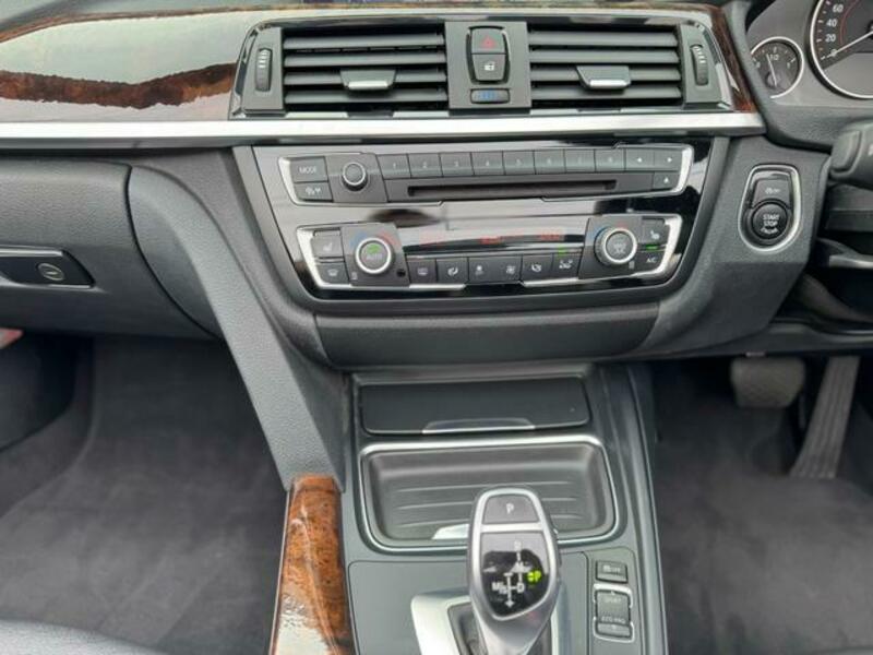 4 SERIES