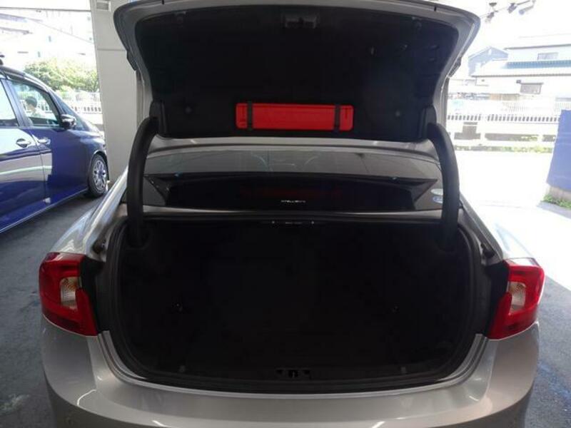 S60