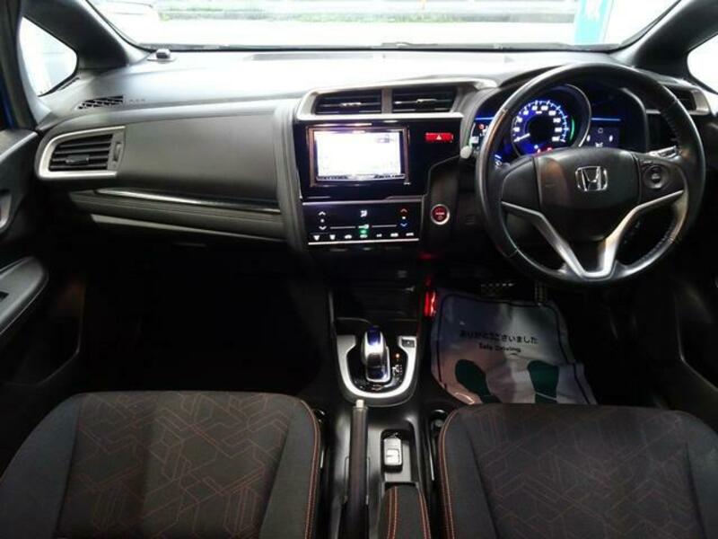 FIT HYBRID