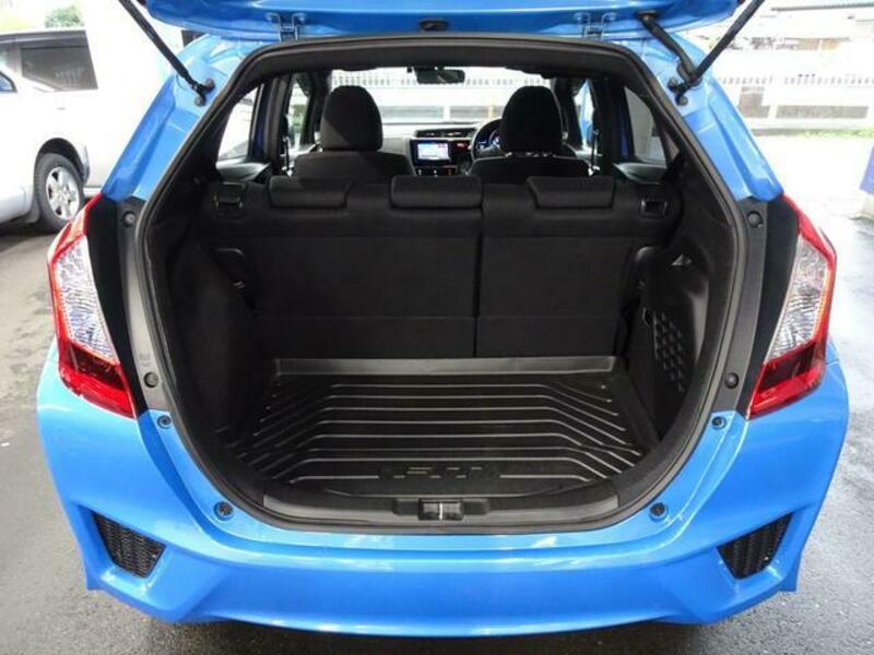 FIT HYBRID