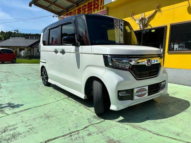 N BOX CUSTOM