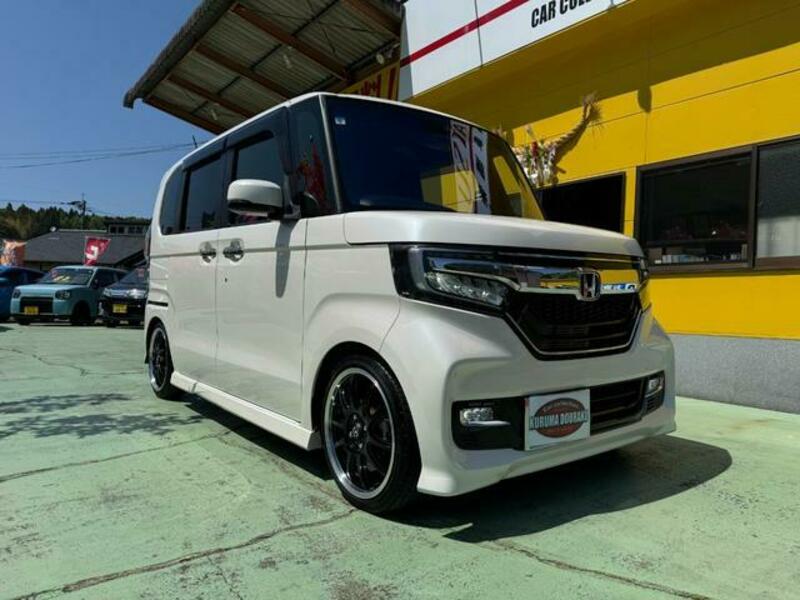 N BOX CUSTOM